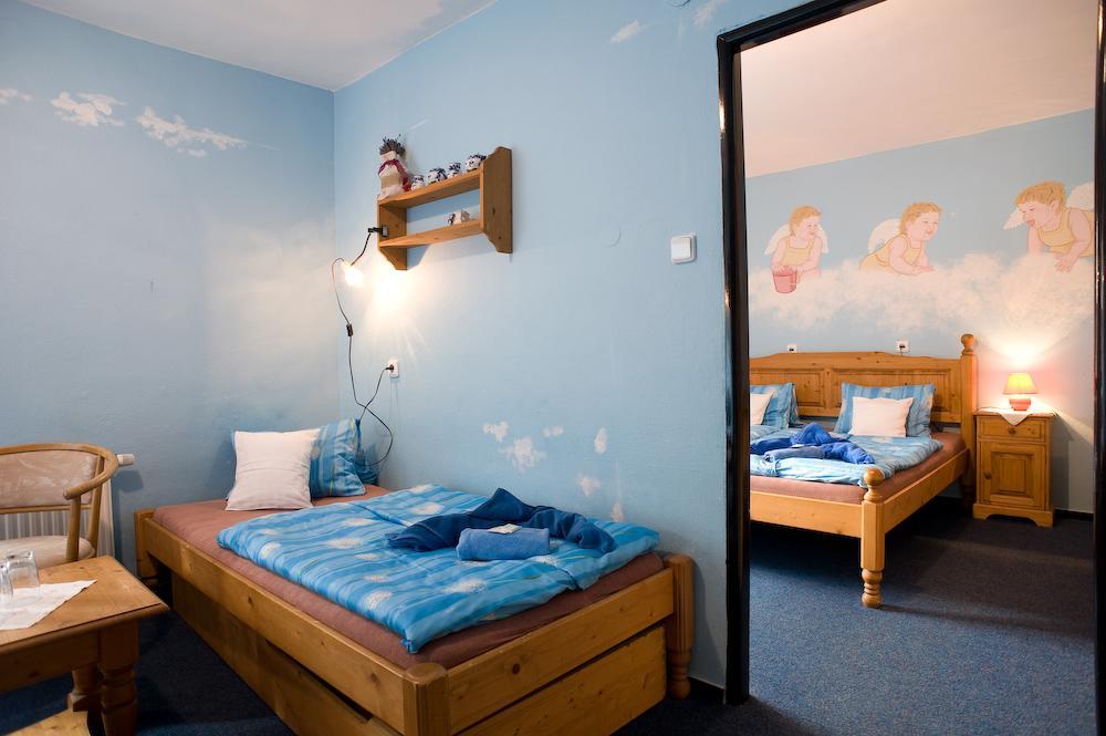 博罗万斯基姆林酒店 3* Borovany (Ceske Budejovice)
